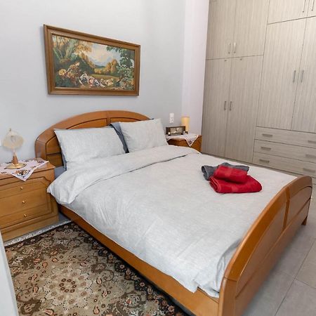 Byt Downtown Flat 라리사 외부 사진